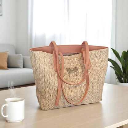 Fashionable commuter rattan tote bag